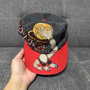 Vintage Chicago Bulls Big Logo Snapback Hat Black Red NBA Men's